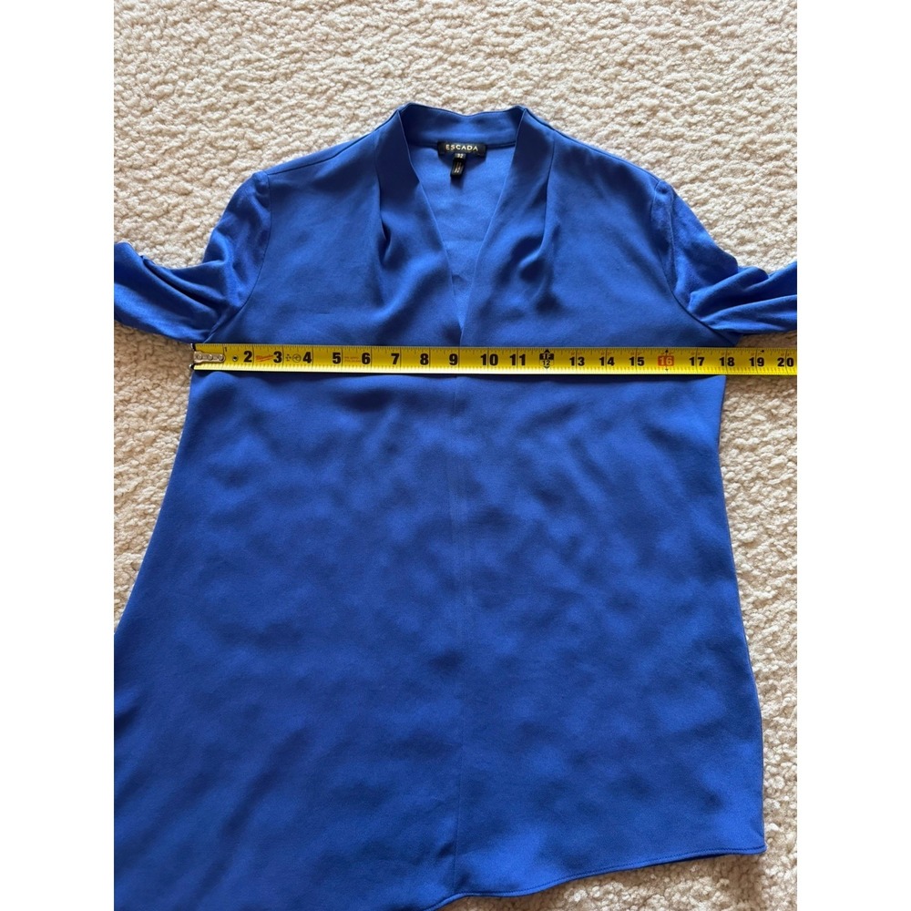 Escada Women's Crepe Tunic Blouse Blue Asymmetrical Hem V-Neck Long Sleeve 32 - Picture 9 of 12